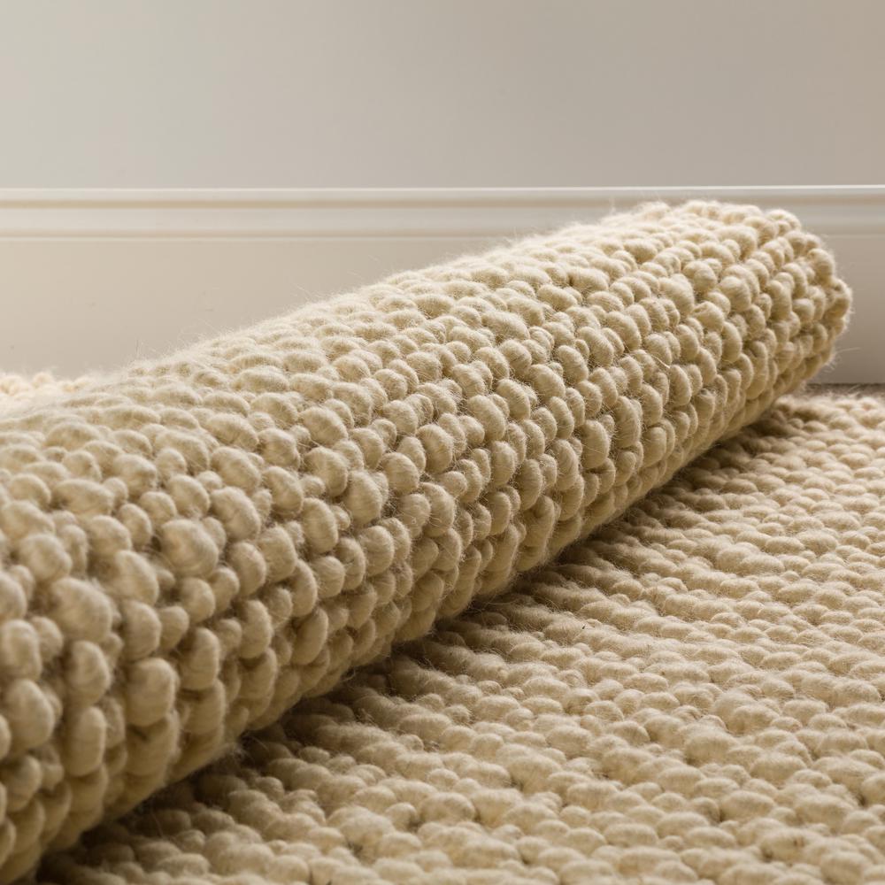 Boulder ABL31IV2X3 Ivory, Throw/Accent Rug