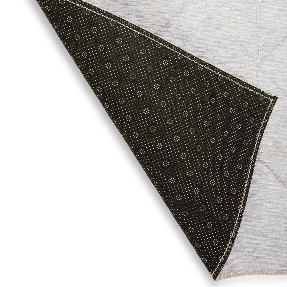 Laredo Ivory Animal Patchwork 10' x 14' Area Rug Ivory ALR35