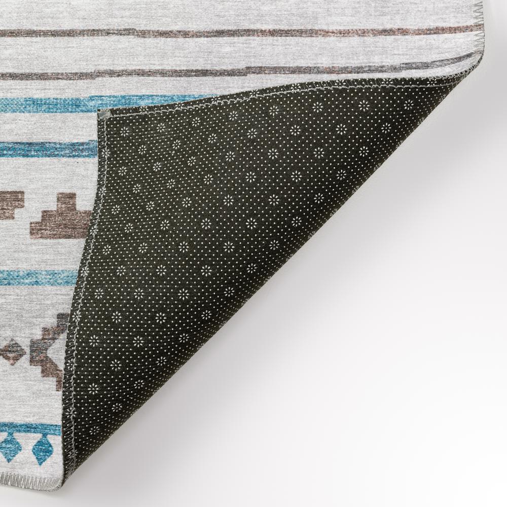 Yuma Gray Bohemian Southwest 5' x 7'6" Area Rug Gray AYU40