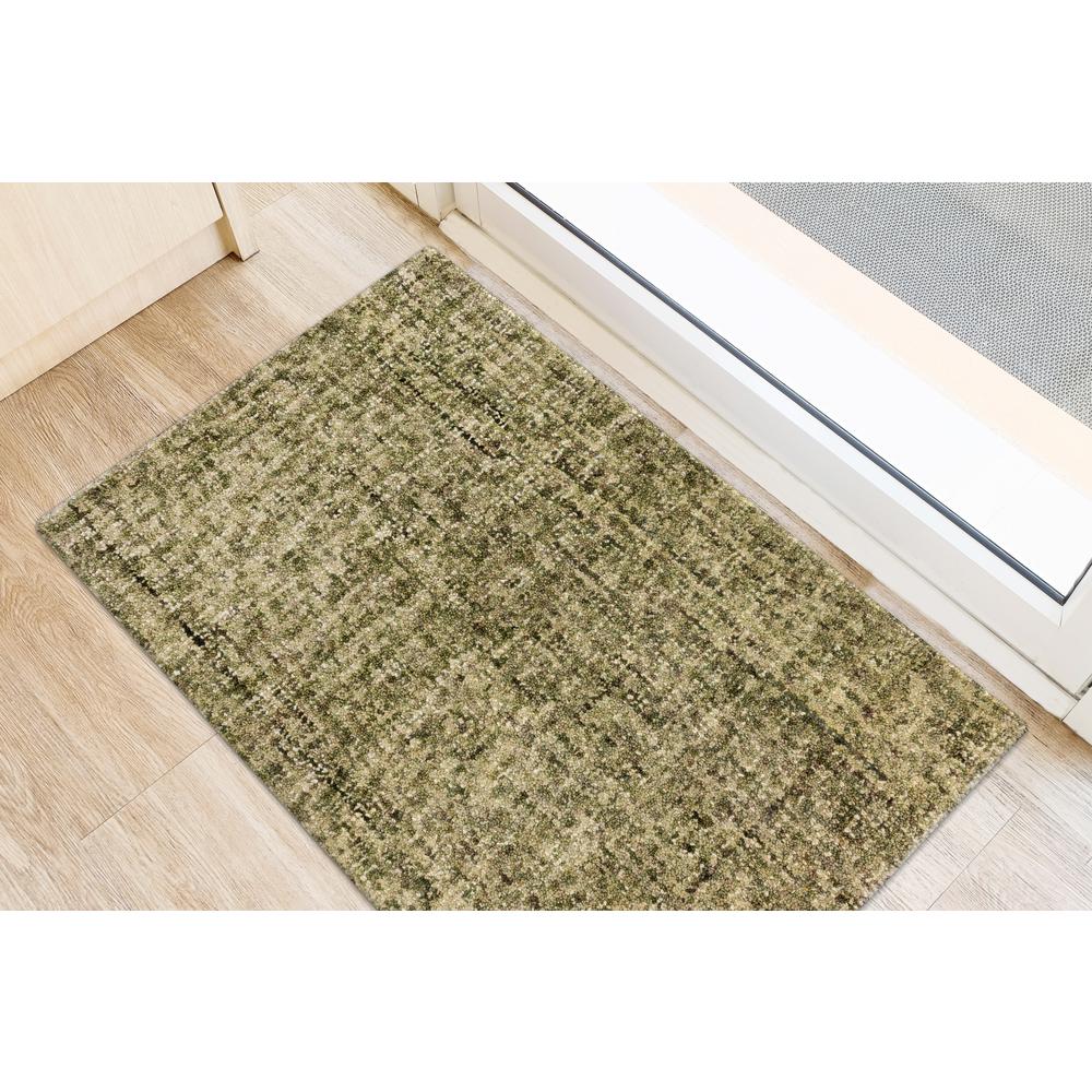 Addison Eastman Variegated Solid Green 2' x 3' Accent Rug