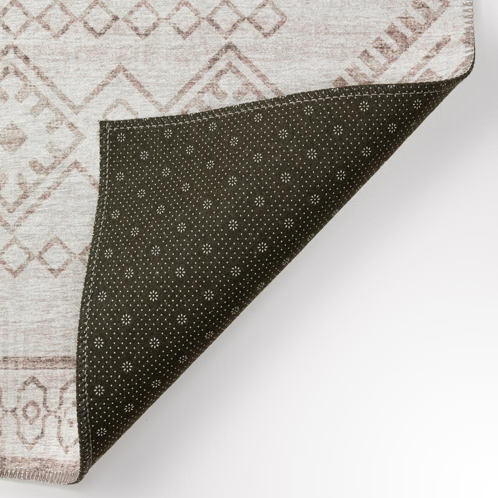 Yuma Taupe Transitional Southwest 1'8" x 2'6" Accent Rug Taupe AYU44