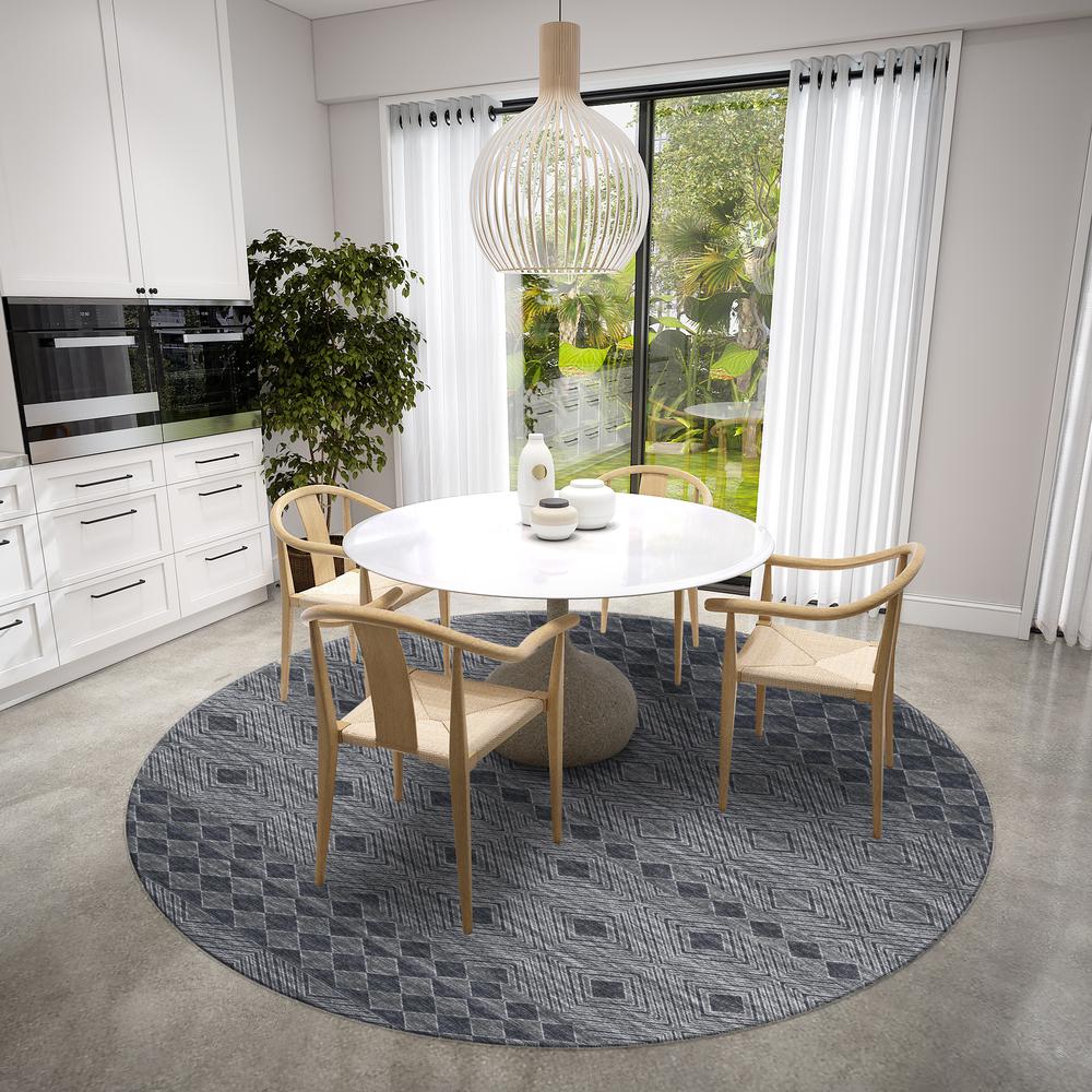 Yuma Gray Transitional Southwest 8' x 8' Area Rug Gray AYU31