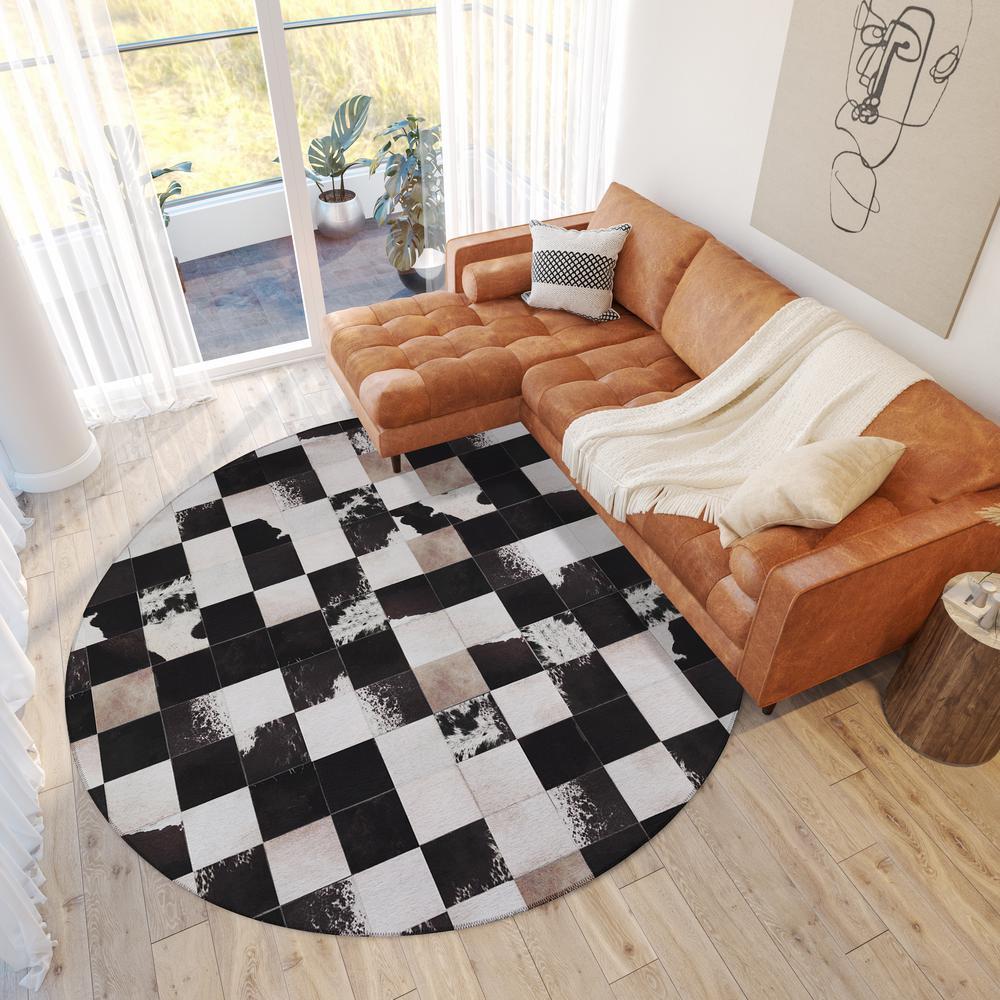 Laredo Black Animal Patchwork 8' x 8' Round Rug Black ALR40