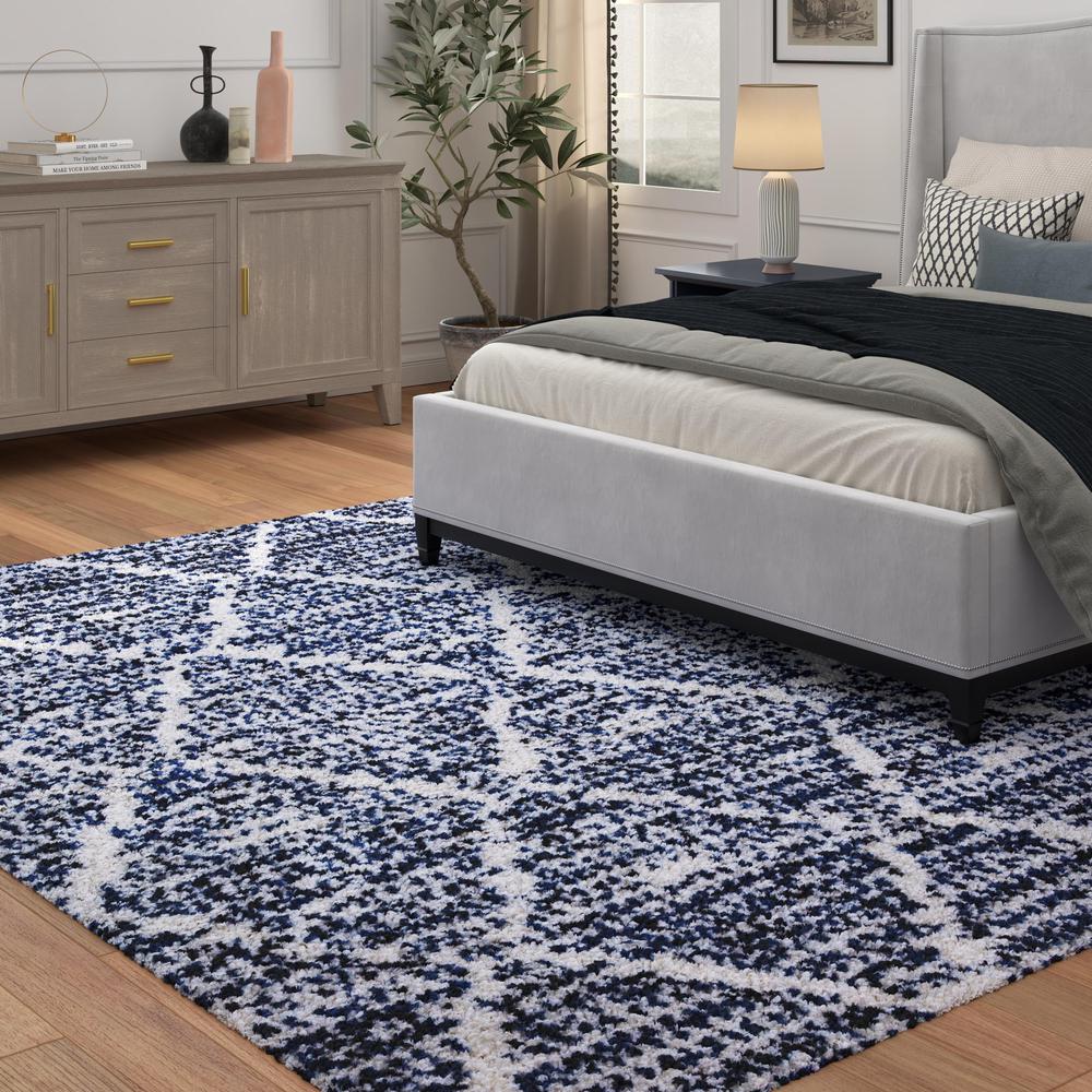 Oasis Delphine Royal Blue and White Polyester Area Rug, 5'3 x 7'6"