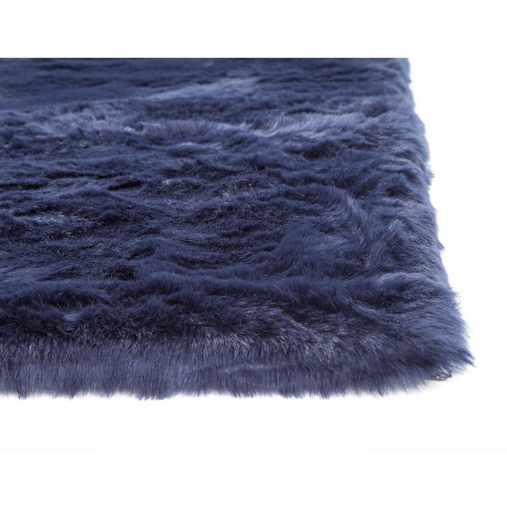 Mink Saphire Faux Fur Area Rug, 8' x 10'