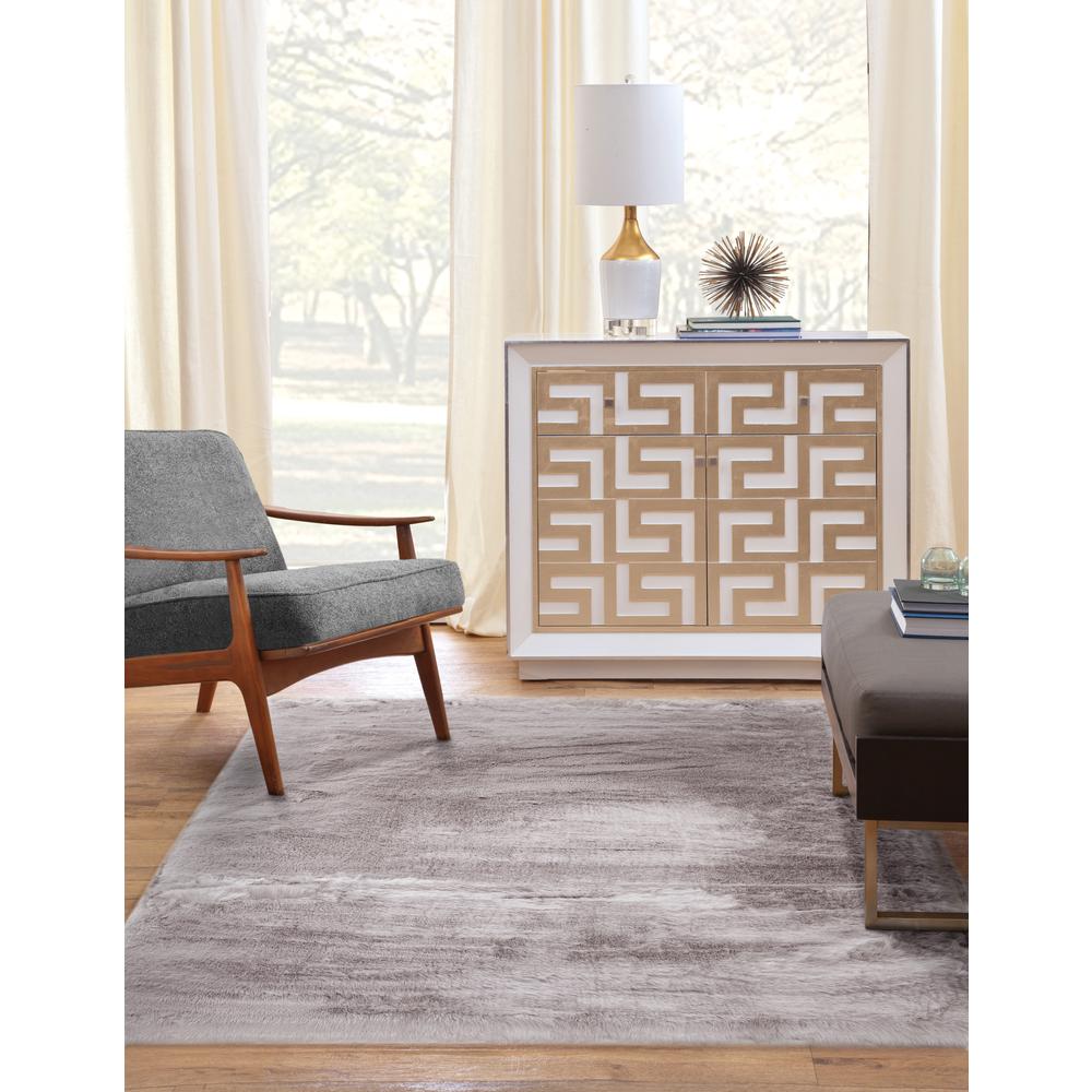 Mink Silver Faux Fur Area Rug, 8' x 10'