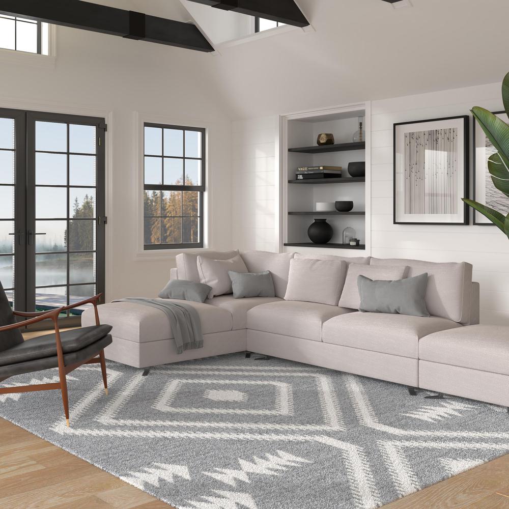 Granada Galen Gray and Ivory Olefin Shag Area Rug, 7' 10" x 10' 10"