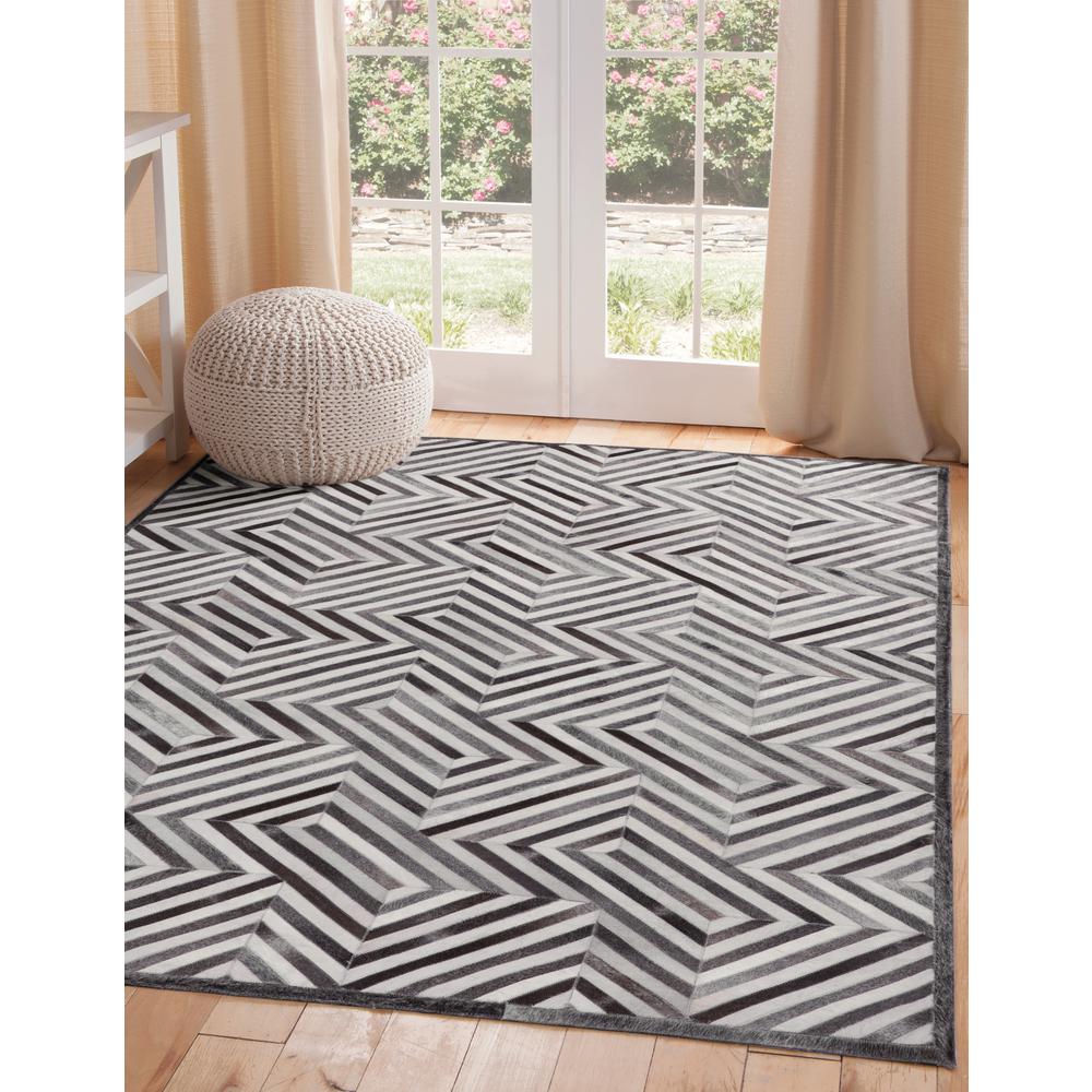 Geo Hide Charcoal/Ivory Area Rug, 8' x 10'