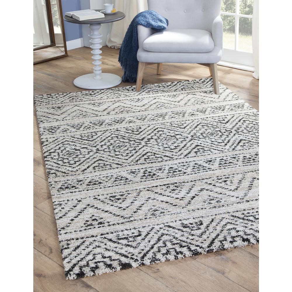 Granada Sella Ivory/Natural/Black Area Rug, 5'3" x 7'6"