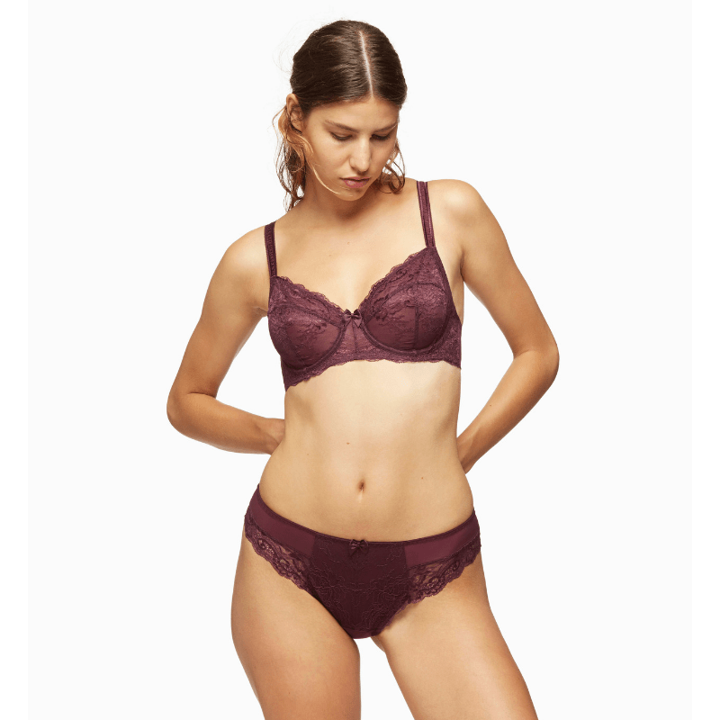 Full Figure Lace Unlined Bra