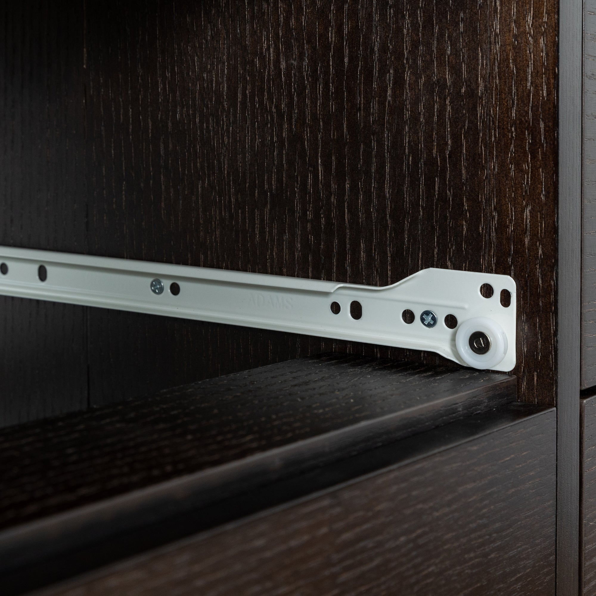 7 Drawers Solid Wood Free Standing Storage Cabinet Dresser Console- Auburn