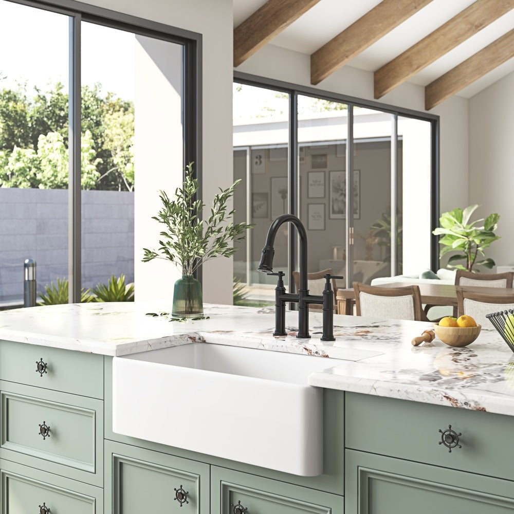White Farmhouse Kitchen Sink Single Undermount Apron Sink