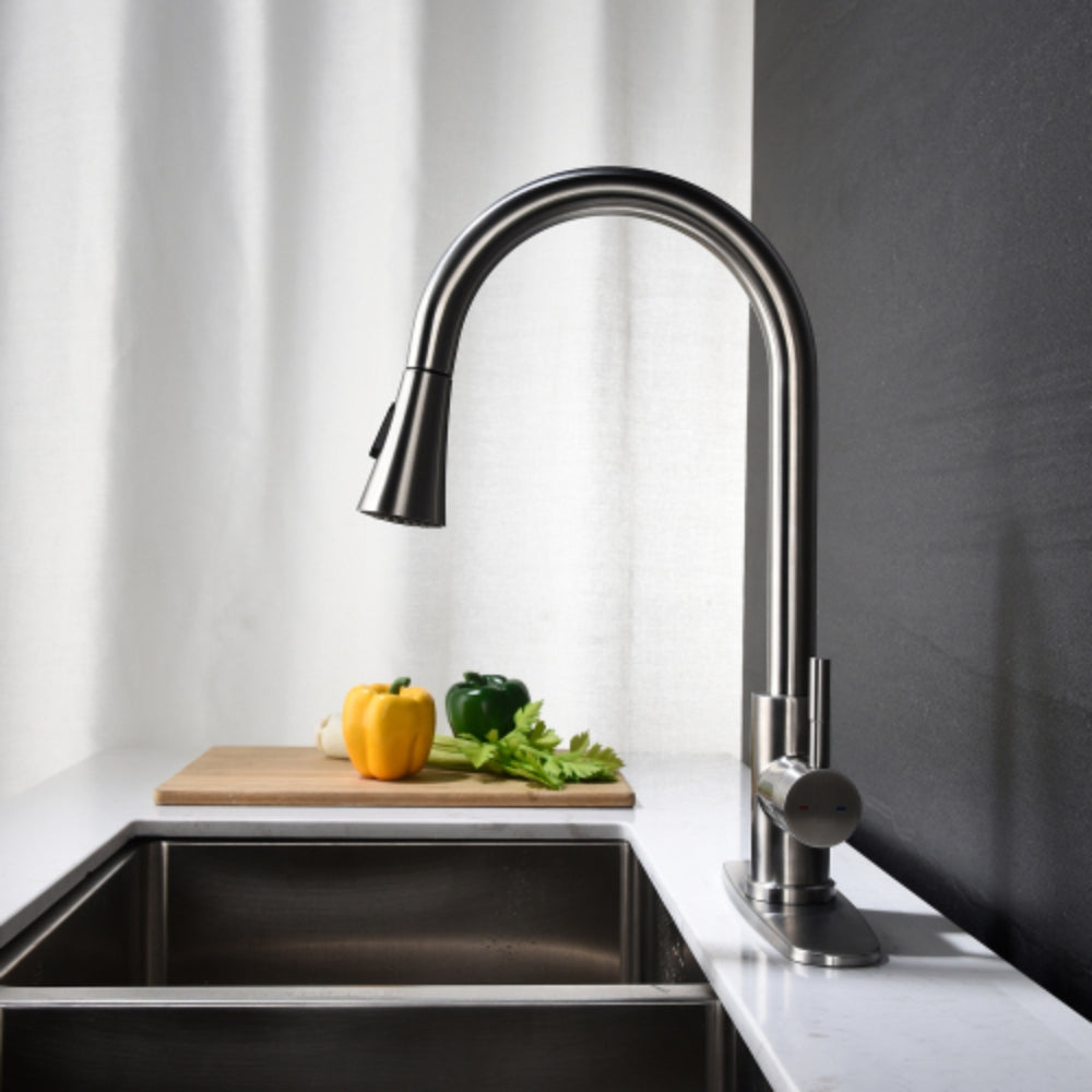 Convenient Kitchen Faucet with Pull-Out Sprayer - Silver
