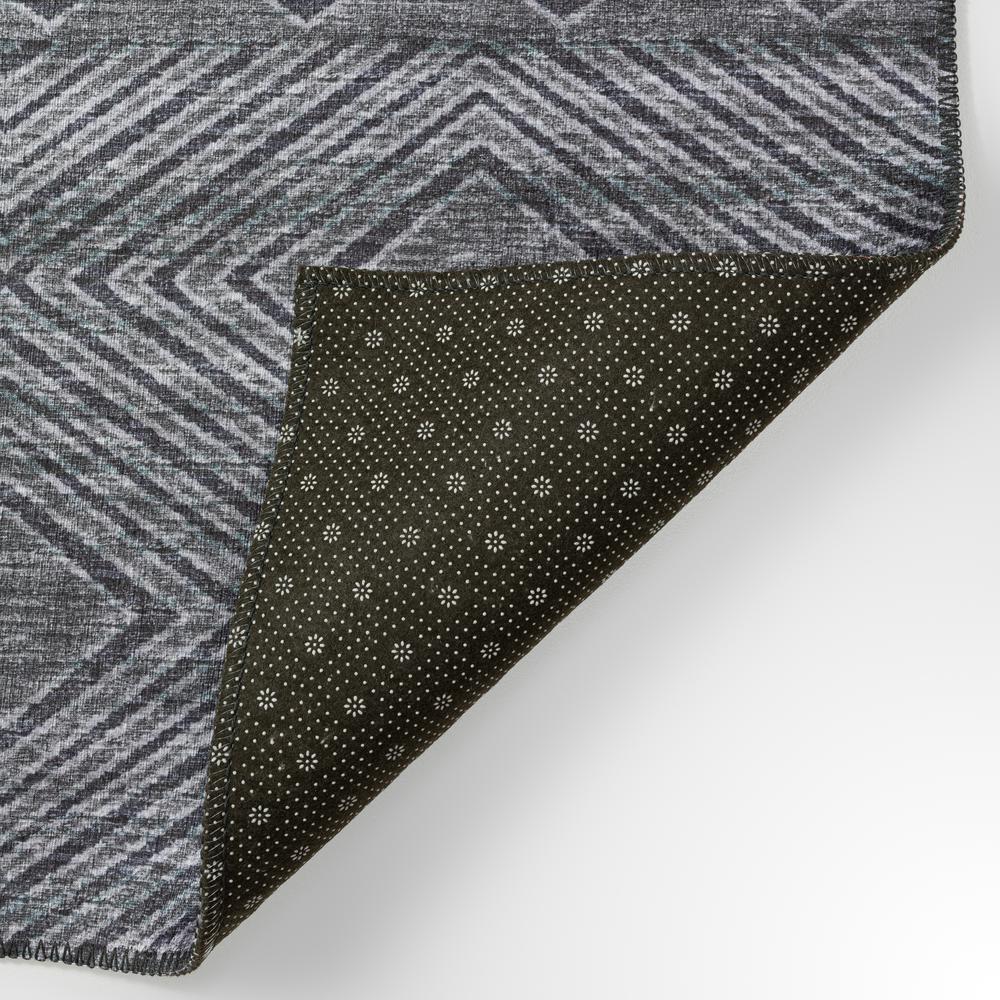 Yuma Gray Transitional Southwest 2'3" x 7'6" Runner Rug Gray AYU31