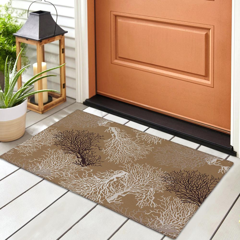 Indoor/Outdoor Surfside ASR33 Latte Washable 2'3" x 7'6" Runner Rug
