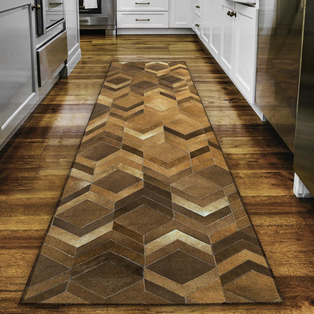 Laredo Brown Animal Patchwork 2'3" x 7'6" Runner Rug Brown ALR35