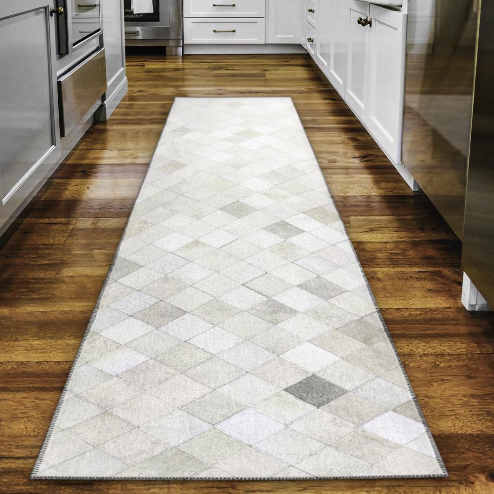 Laredo Ivory Animal Patchwork 2'3" x 7'6" Runner Rug Ivory ALR32