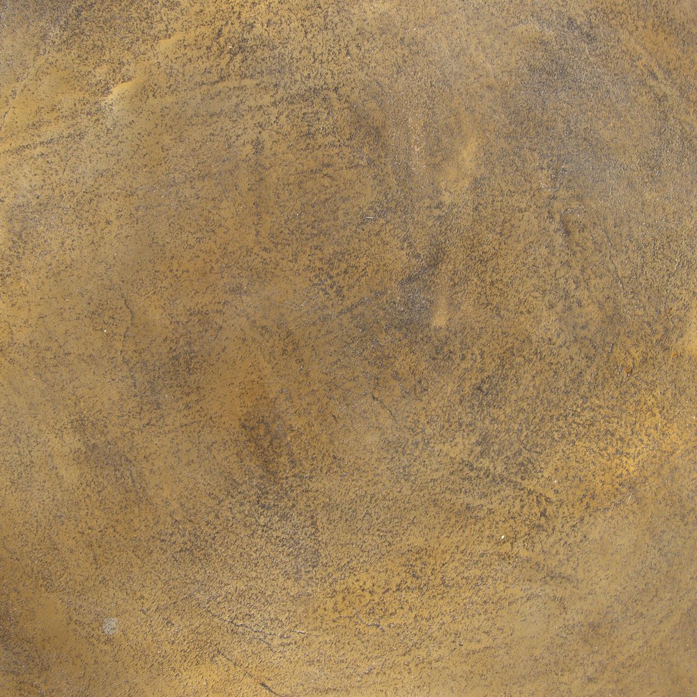 Motyl Accent Table Gold