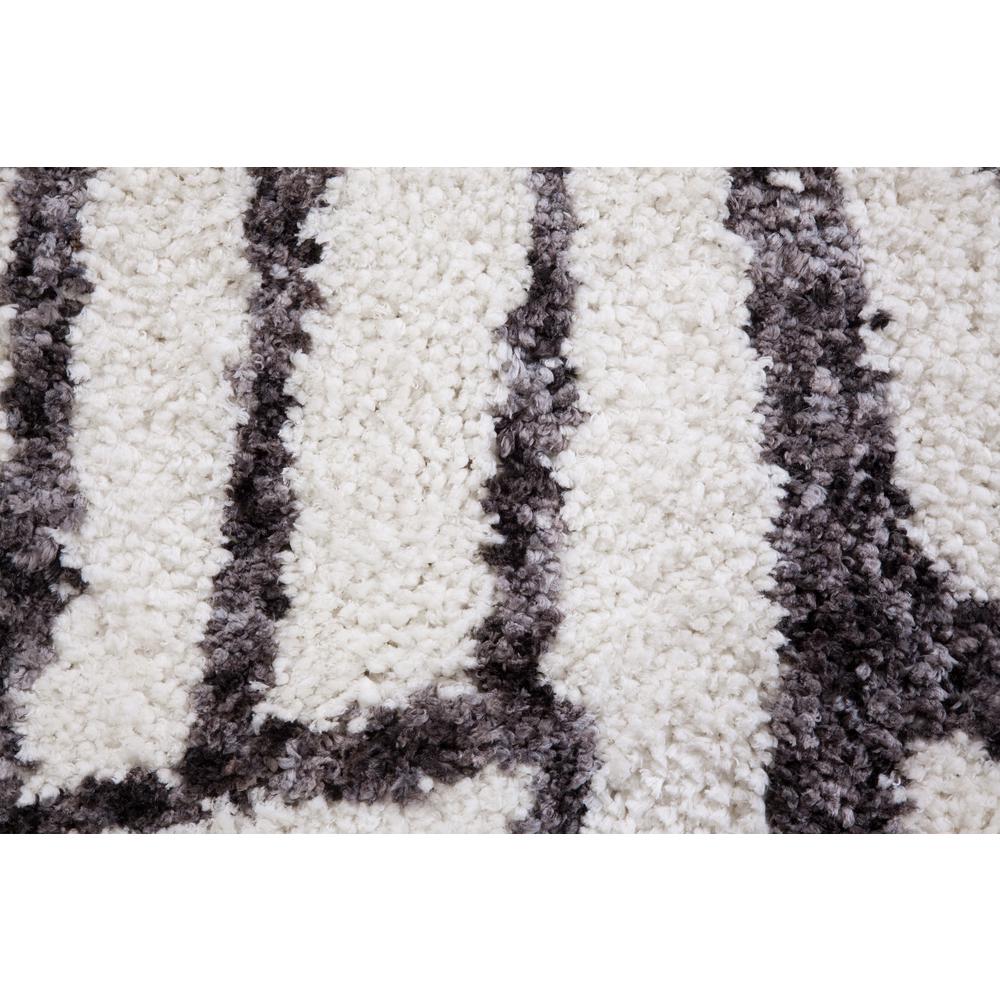 Oasis Juno White and Dark Gray Polyester Area Rug, 7'10" x 10'1"